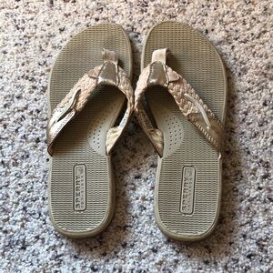 Sperry top-sider parrotfish flip flops